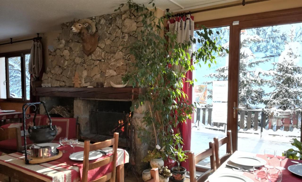 - Restaurant Le Blanchon Hotel Selonnet